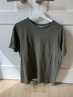 Patagonia green regular fit t-shirt size L